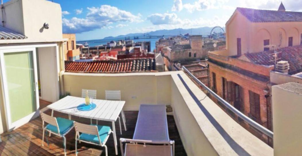 Blue Domus Apartment Cagliari Bagian luar foto