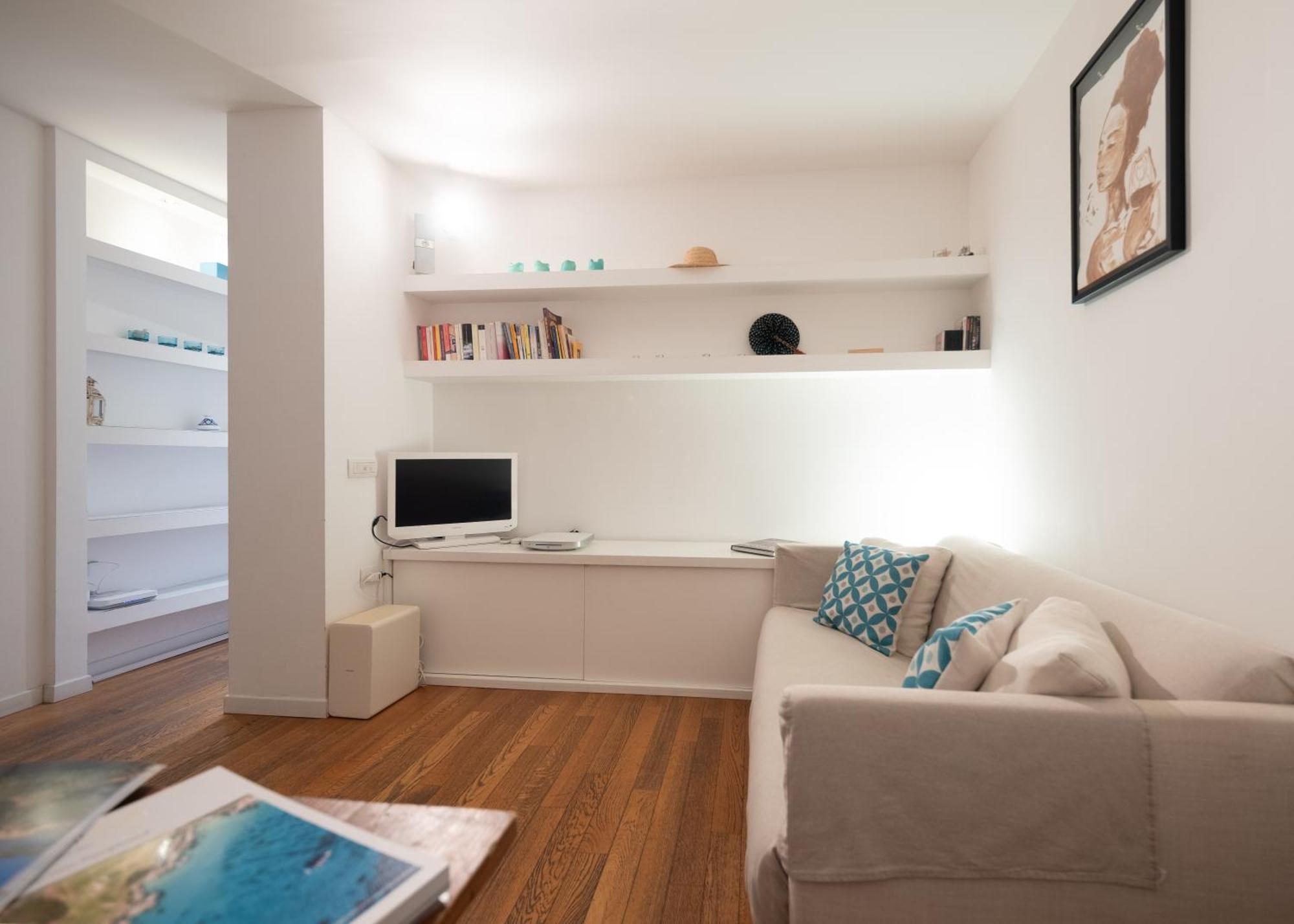 Blue Domus Apartment Cagliari Bagian luar foto